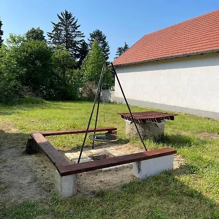 Balatoni Muvesz Ap”art”man Holiday home *
